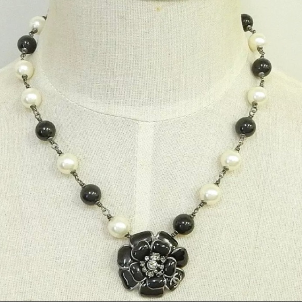 Chanel gunmetal cc logo necklace